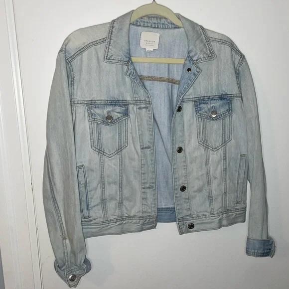 American Eagle Jean Jacket - Picture 1 of 3